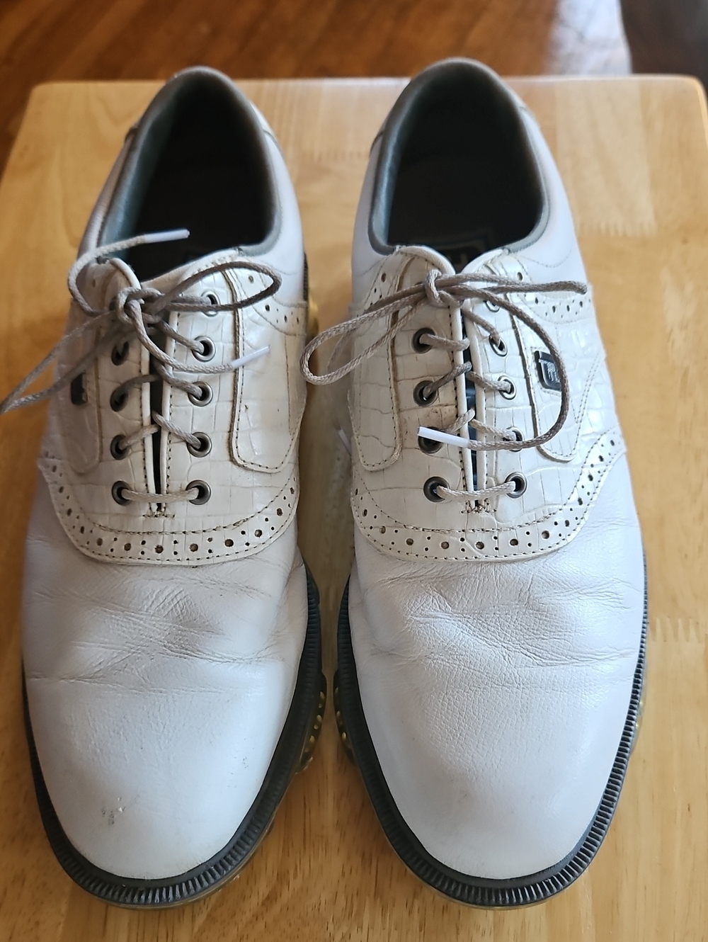 FootJoy Vintage Dryjoy White Leather Wingtip Golf Oxfords